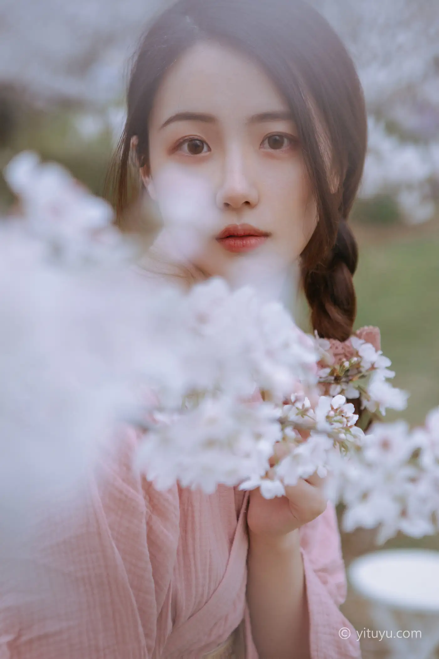 [YITUYU] 2021.05.19 Vol.057 – The wind is getting warmer and the cherry blossoms will be blooming A little April#[24P]-16